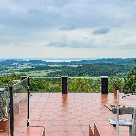 Borospince Vendeghaz Villa Pécsely Exteriör bild
